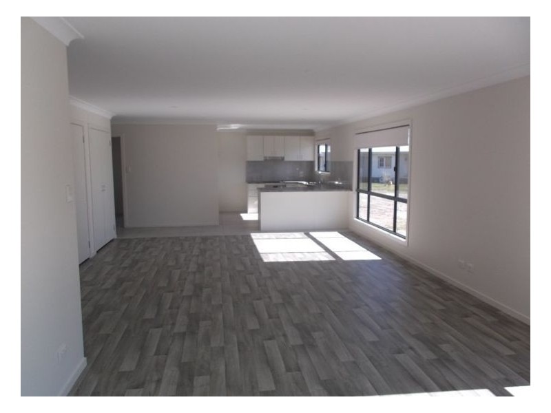 140 Granite Belt Drive, The Summit QLD 4377