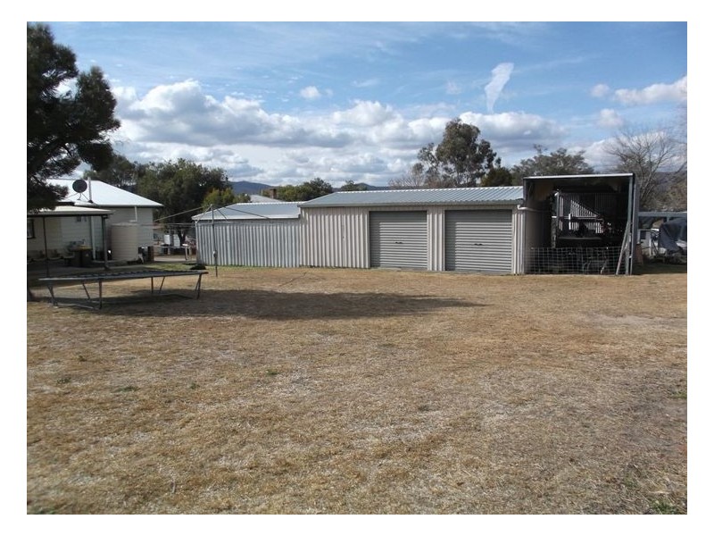61-63 Rayleigh Street, Wallangarra QLD 4383