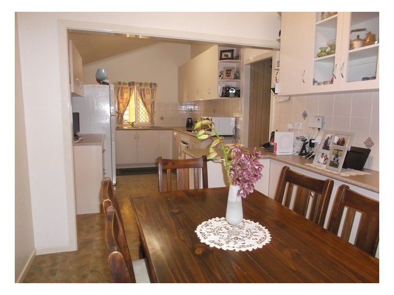61-63 Rayleigh Street, Wallangarra QLD 4383
