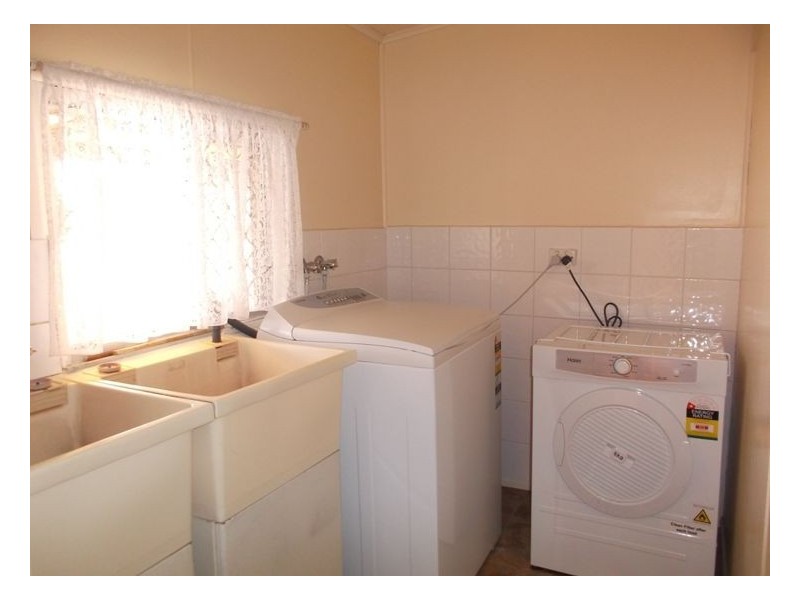 61-63 Rayleigh Street, Wallangarra QLD 4383