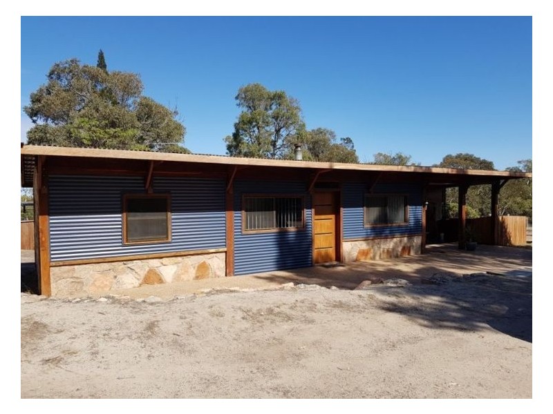 199 Browns Lane, Stanthorpe QLD 4380
