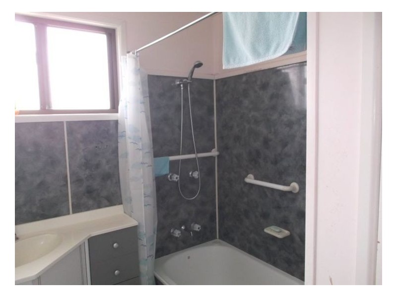 46 Calvert Road, Glen Aplin QLD 4381