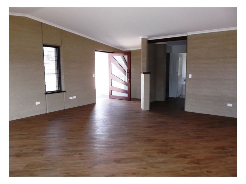 10 Sanderson Road, Glen Aplin QLD 4381