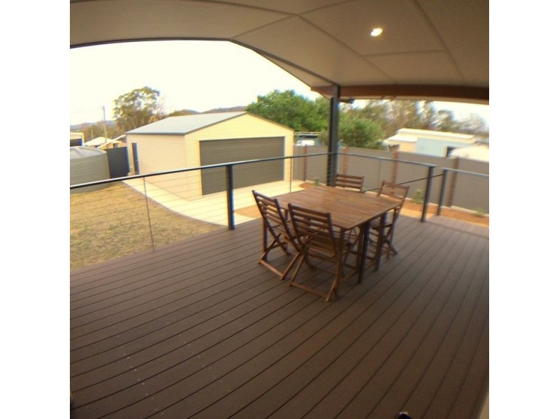 10 Sanderson Road, Glen Aplin QLD 4381