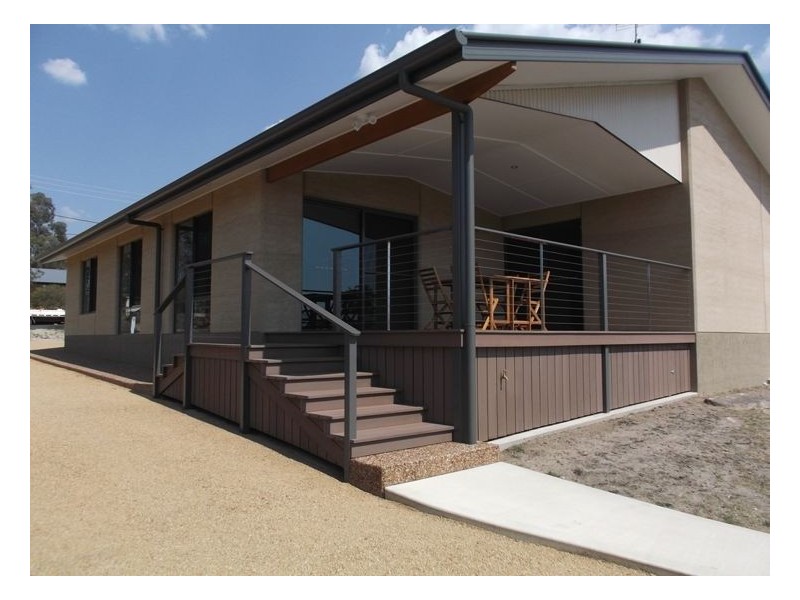 10 Sanderson Road, Glen Aplin QLD 4381