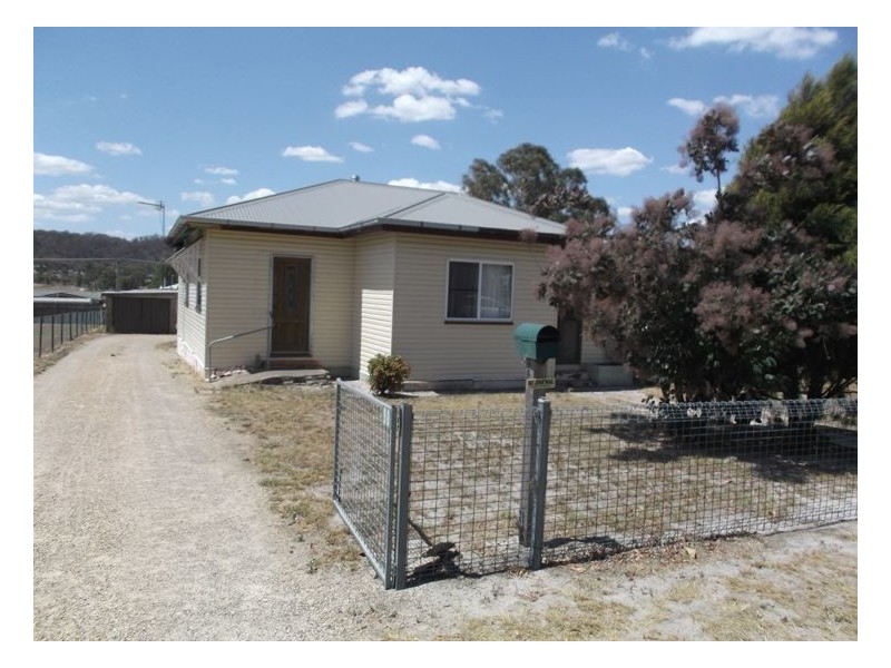 90 Lock Street, Stanthorpe QLD 4380