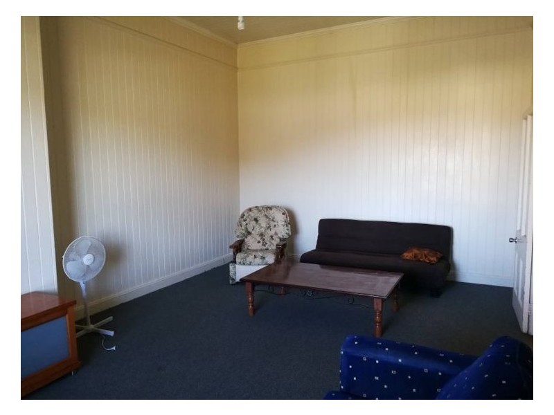 2/8 Francis Street, Stanthorpe QLD 4380