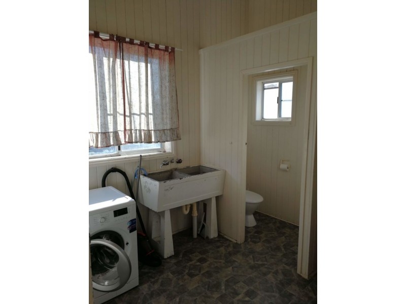 2/8 Francis Street, Stanthorpe QLD 4380