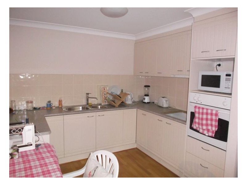 4/7 Reeves Road, Stanthorpe QLD 4380