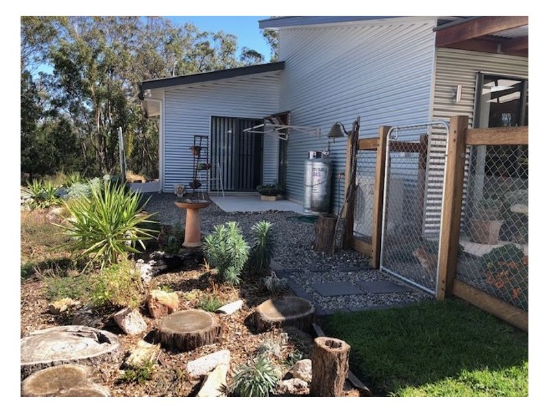 97 Browns Lane, Greenlands QLD 4380