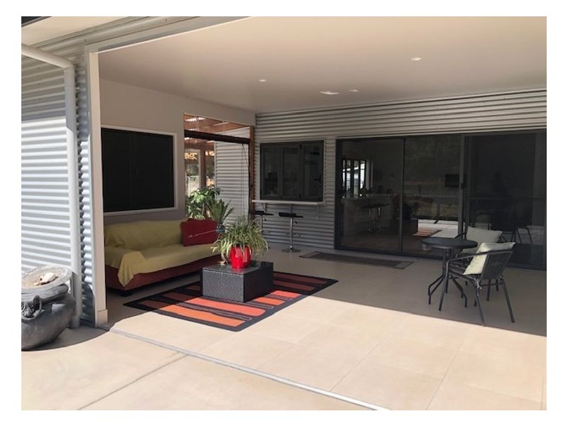 97 Browns Lane, Greenlands QLD 4380