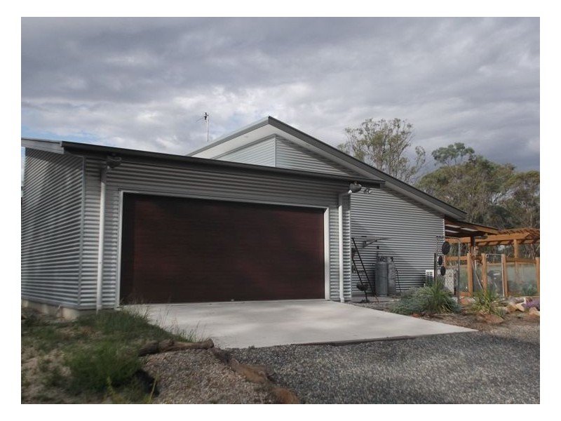 97 Browns Lane, Greenlands QLD 4380