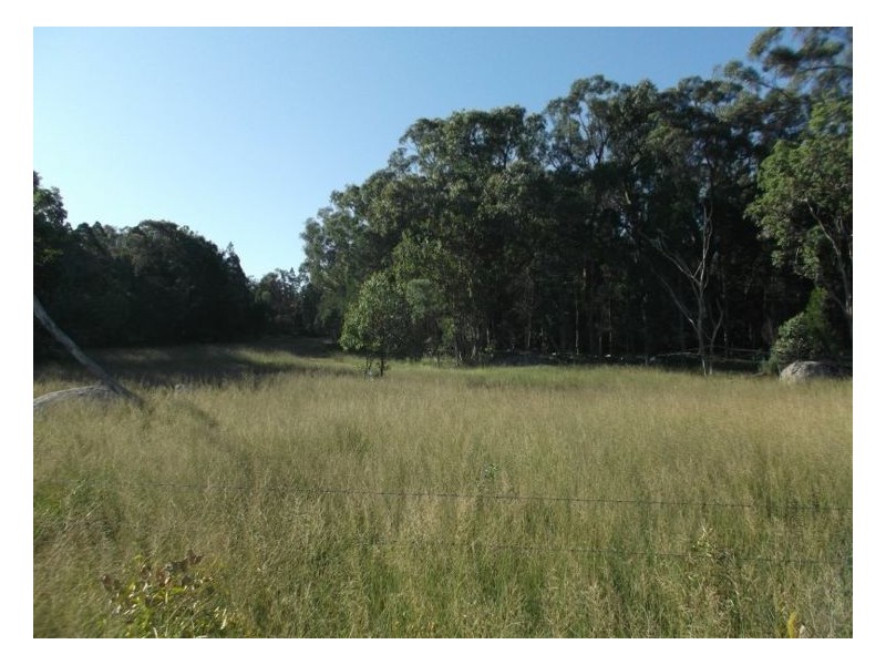 350 Spring Creek Road, Amiens QLD 4380