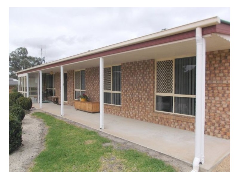 20 Border Road, Stanthorpe QLD 4380