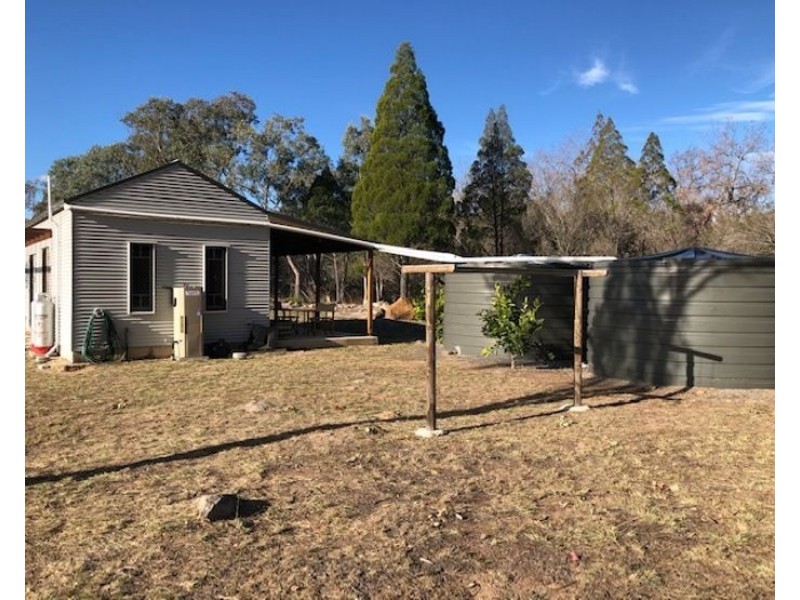 2421 Pyramids Road, Wyberba QLD 4382