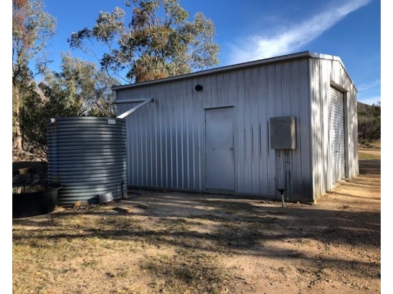 2421 Pyramids Road, Wyberba QLD 4382