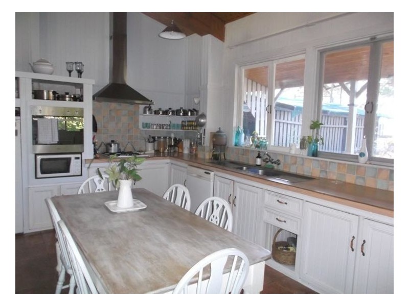 2625 EUKEY ROAD, Ballandean QLD 4382