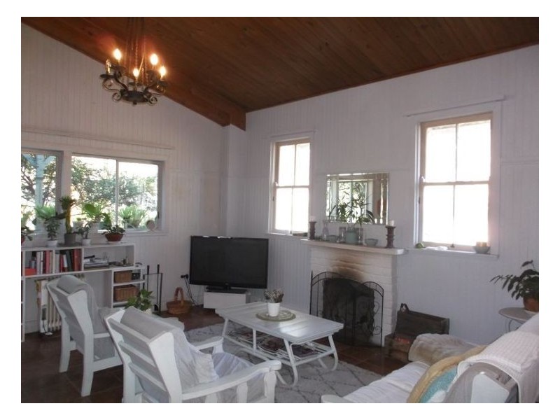 2625 EUKEY ROAD, Ballandean QLD 4382