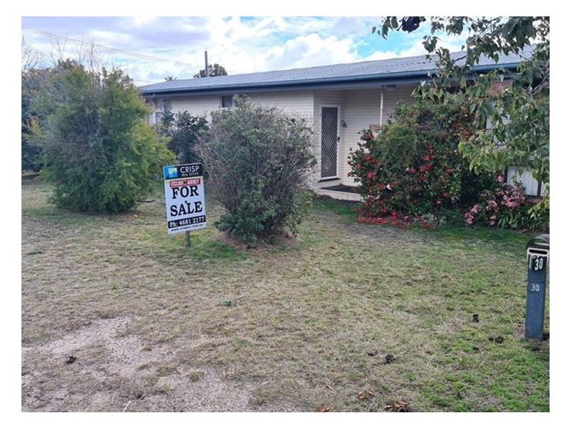 30 College Road, Stanthorpe QLD 4380
