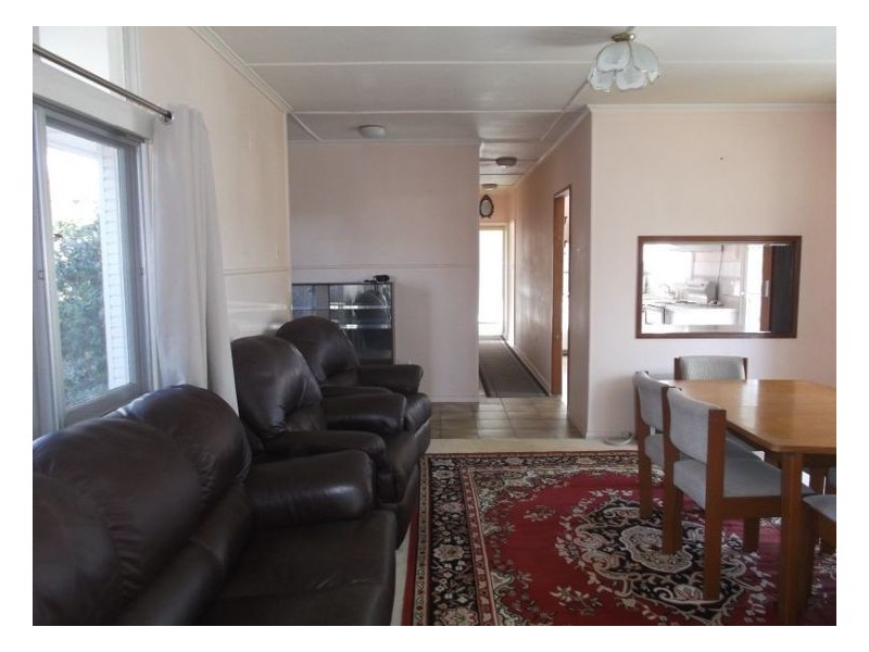 30 College Road, Stanthorpe QLD 4380