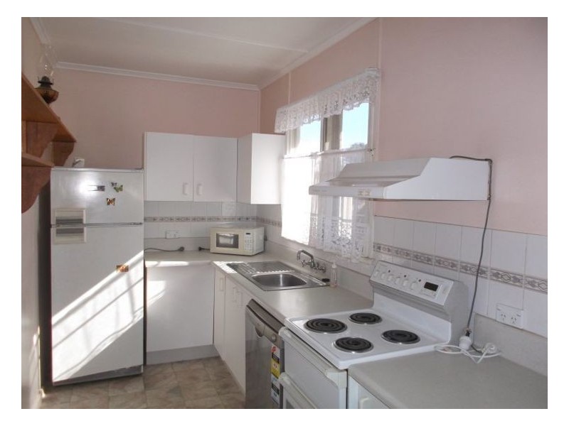 30 College Road, Stanthorpe QLD 4380