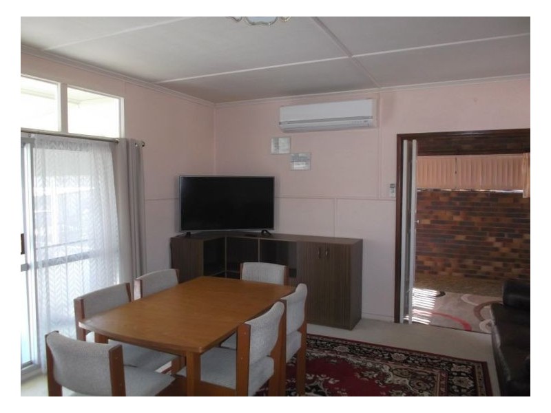 30 College Road, Stanthorpe QLD 4380