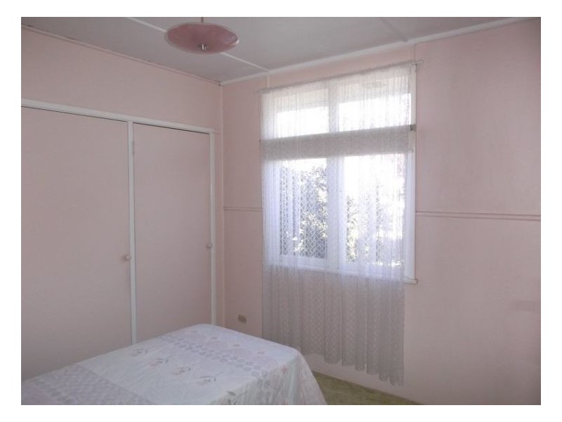 30 College Road, Stanthorpe QLD 4380