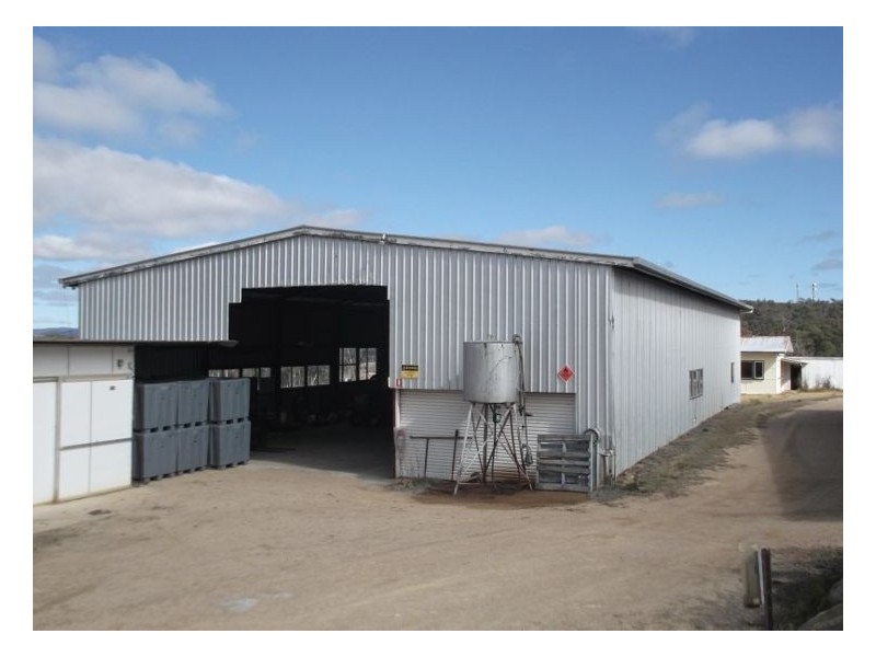 64 St Judes Road, Ballandean QLD 4382