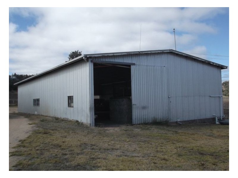 64 St Judes Road, Ballandean QLD 4382