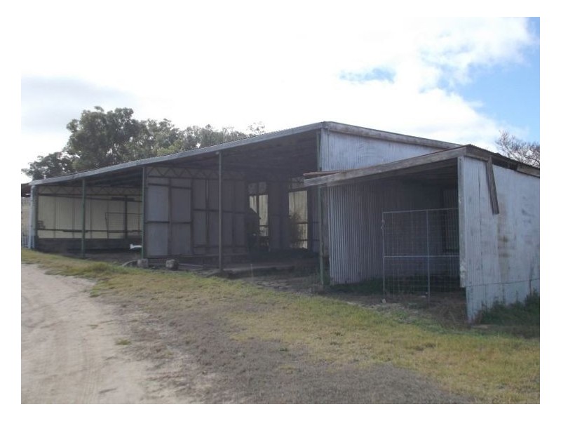 64 St Judes Road, Ballandean QLD 4382