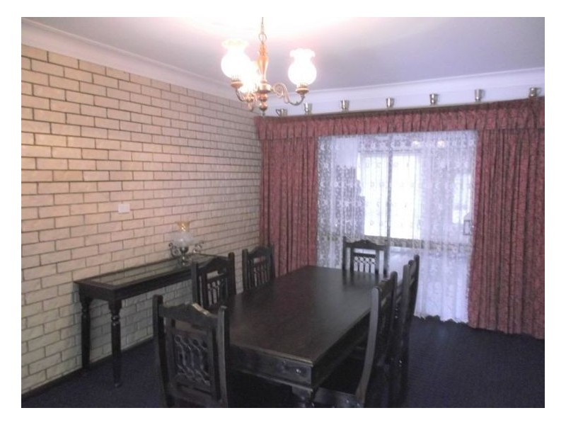 16 Pike Street, Stanthorpe QLD 4380