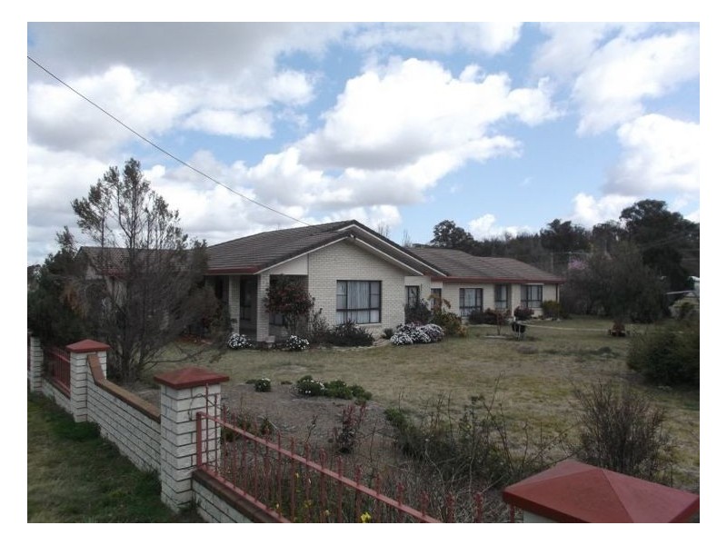 16 Pike Street, Stanthorpe QLD 4380