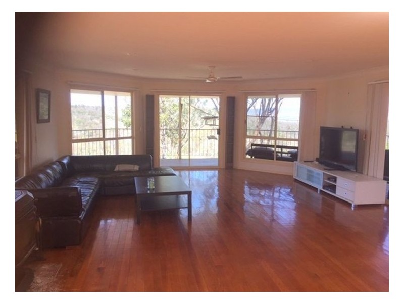 37 Watters Road, Ballandean QLD 4382