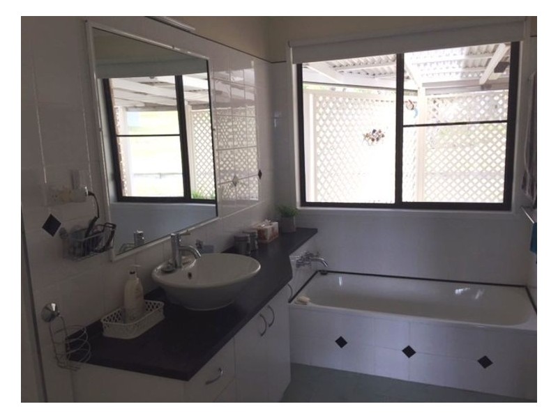 60 Mount Tully Road, Stanthorpe QLD 4380