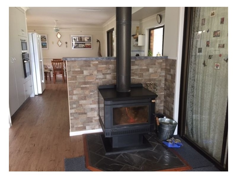 60 Mount Tully Road, Stanthorpe QLD 4380