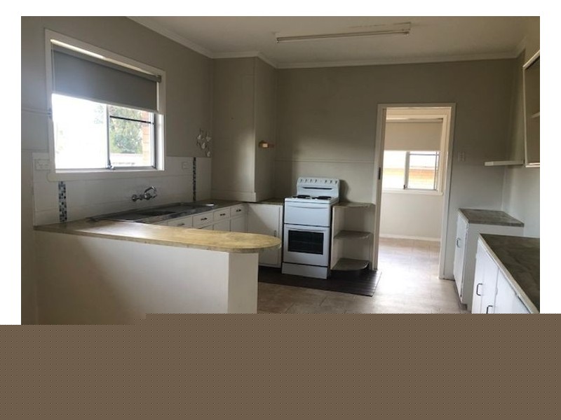 52 Railway Street, Stanthorpe QLD 4380