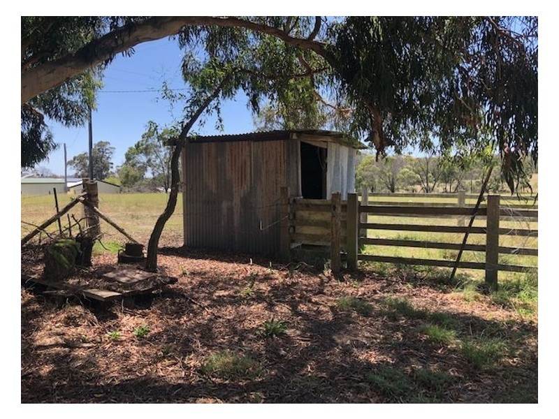 743 Spring Creek Road, Amiens QLD 4380