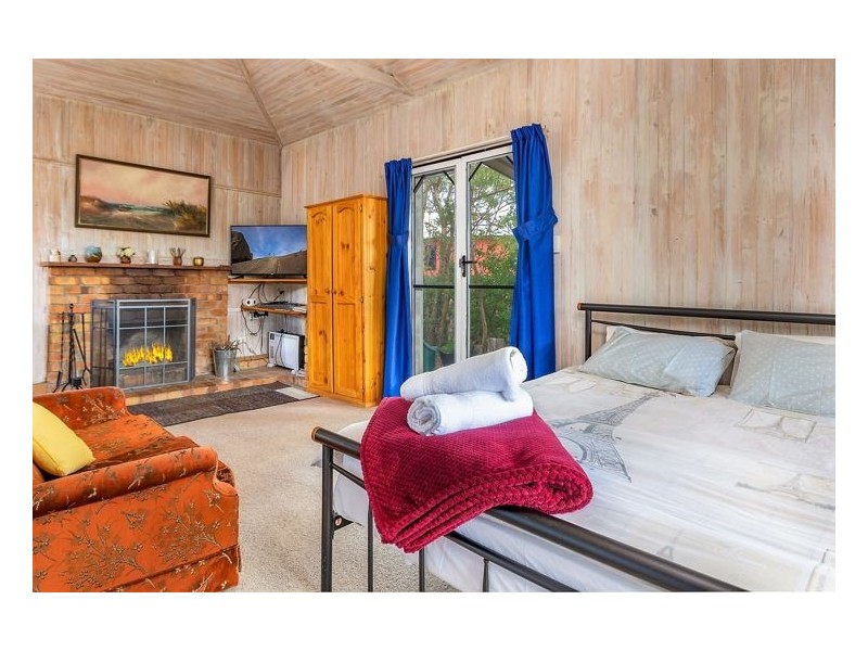 2635 EUKEY ROAD, Ballandean QLD 4382