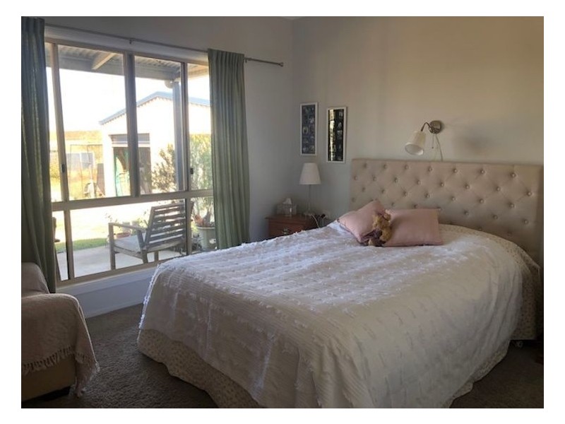 5 Leslie Street, Maryland NSW 4377