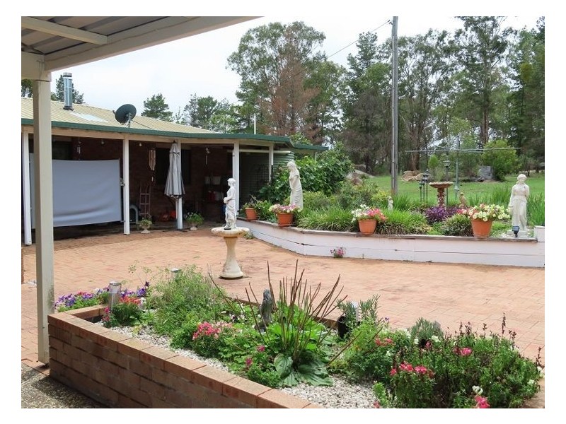 135 Hale Haven Drive, Stanthorpe QLD 4380