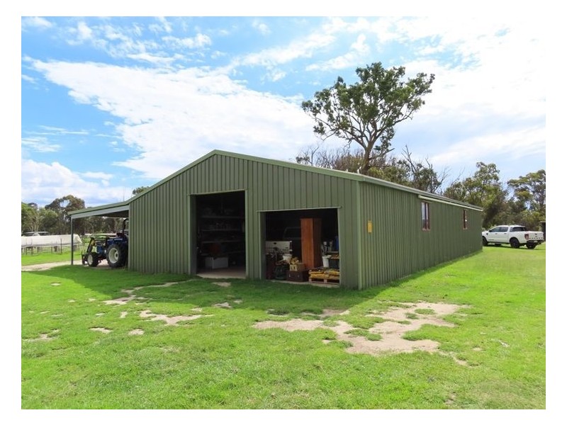 957 Mount Tully Road, Mount Tully QLD 4380