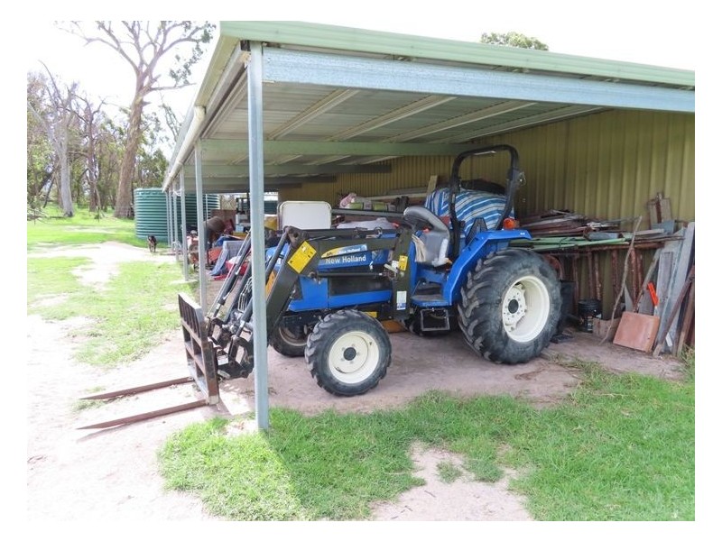 957 Mount Tully Road, Mount Tully QLD 4380