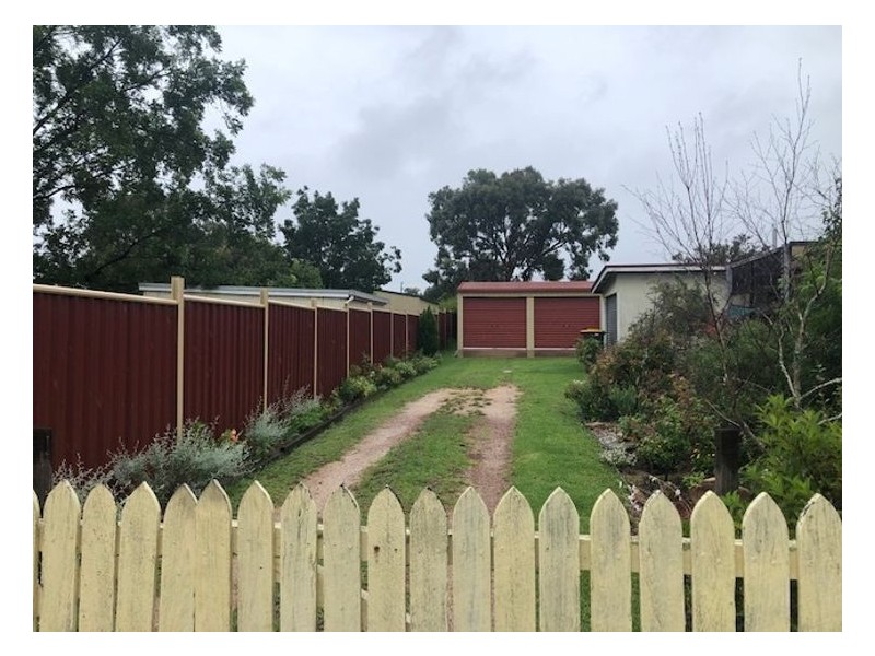 59 Lock Street, Stanthorpe QLD 4380