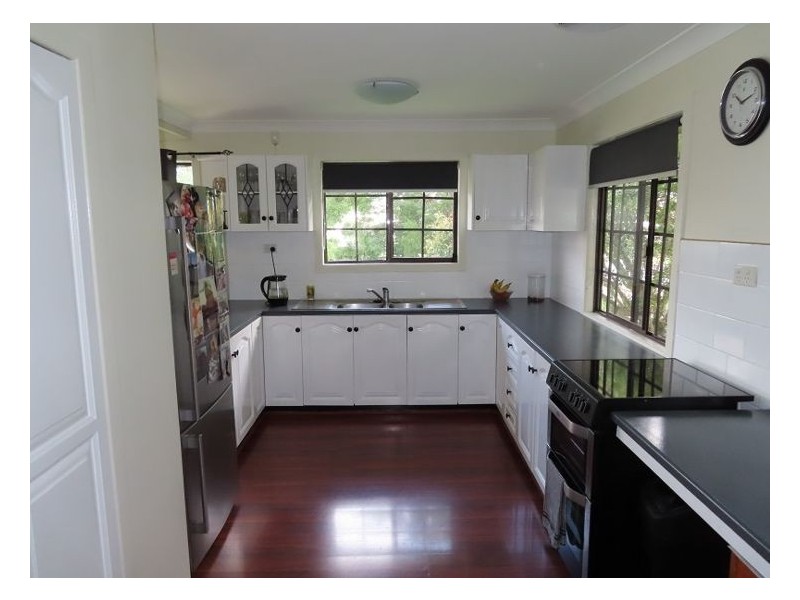 2 Ellevsen Street, Stanthorpe QLD 4380