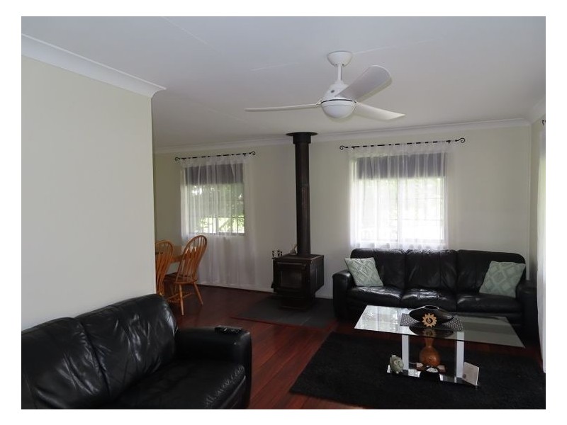 2 Ellevsen Street, Stanthorpe QLD 4380