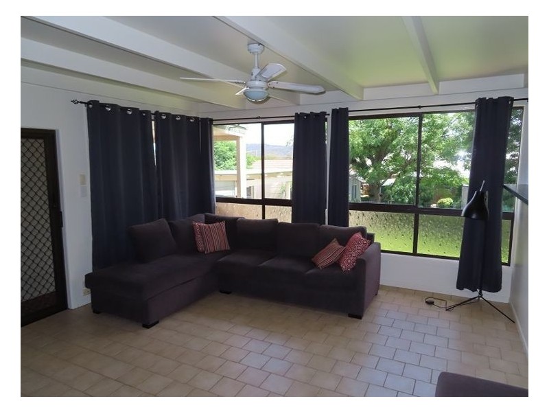 2 Ellevsen Street, Stanthorpe QLD 4380