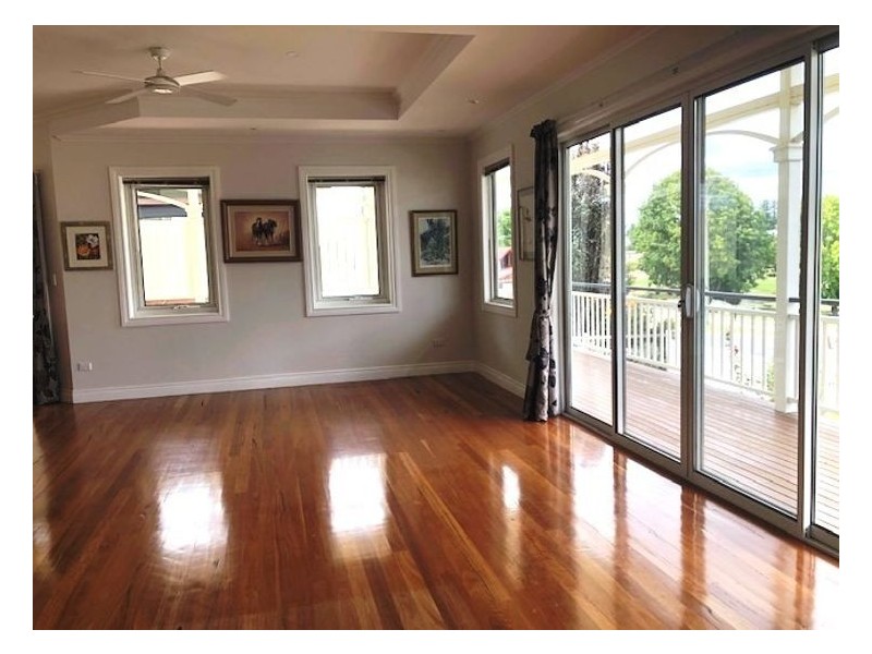 41 Leslie Parade, Stanthorpe QLD 4380