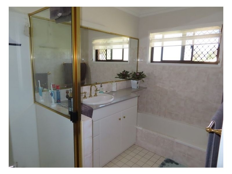 34 Kingston Road, Stanthorpe QLD 4380