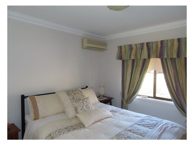 34 Kingston Road, Stanthorpe QLD 4380
