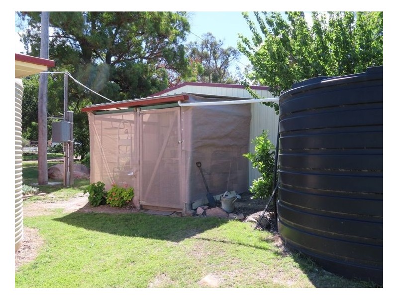34 Kingston Road, Stanthorpe QLD 4380